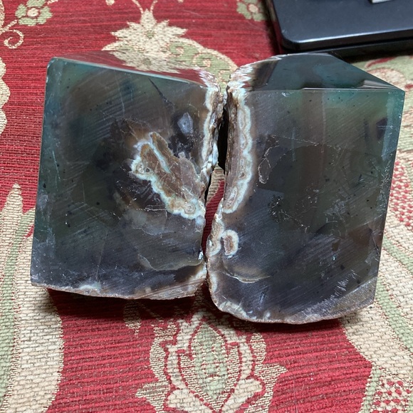 Brazilian Agate Geode green bookends set of 2 - Picture 7 of 8